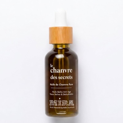 huile-de-chanvre-bio-pure-vierge-pressee-a-froid 1